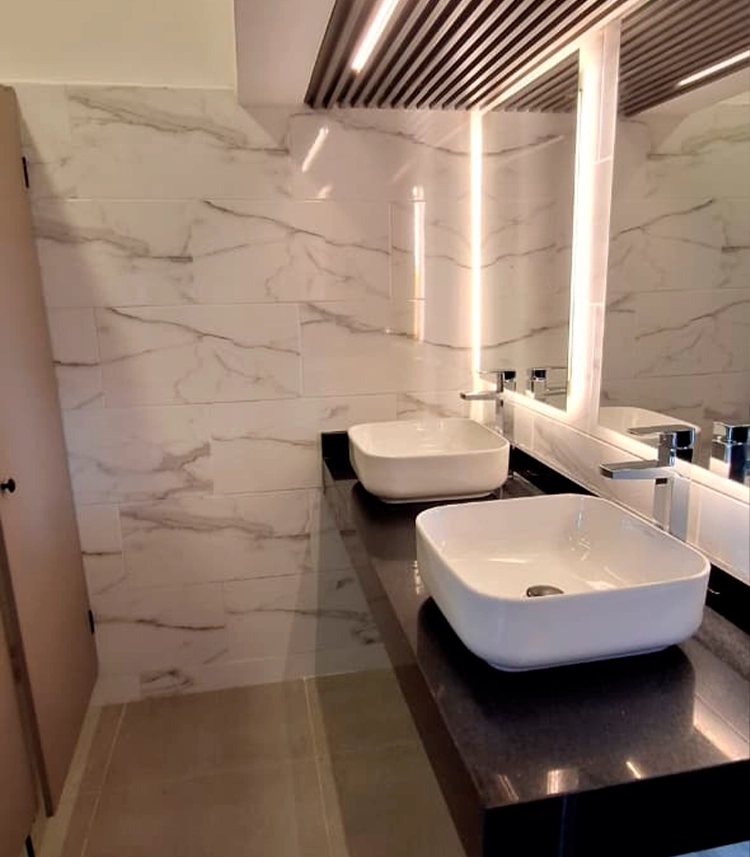 Baños Club Campestre - Imagen 6